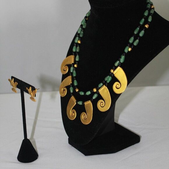 Luis Alberto CANO Necklace & Earring Set - Picture 4 of 7